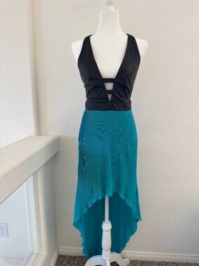 Bebe Dress - size 4